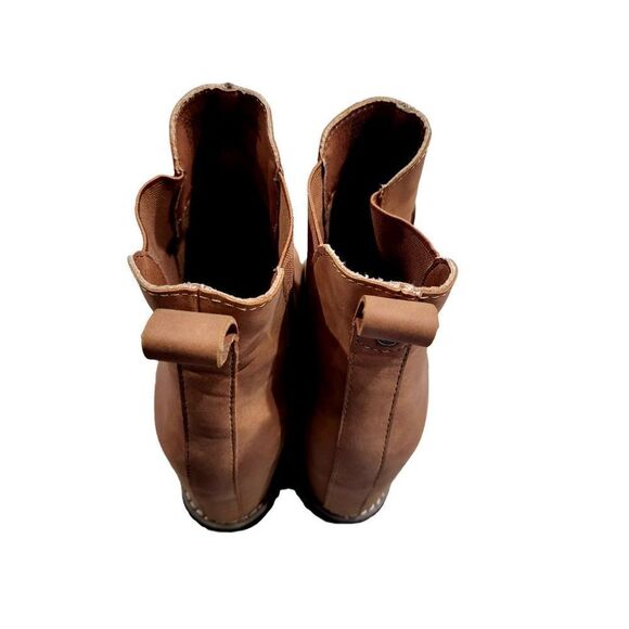 NWOT universal trend studio - Picture 2 of 5